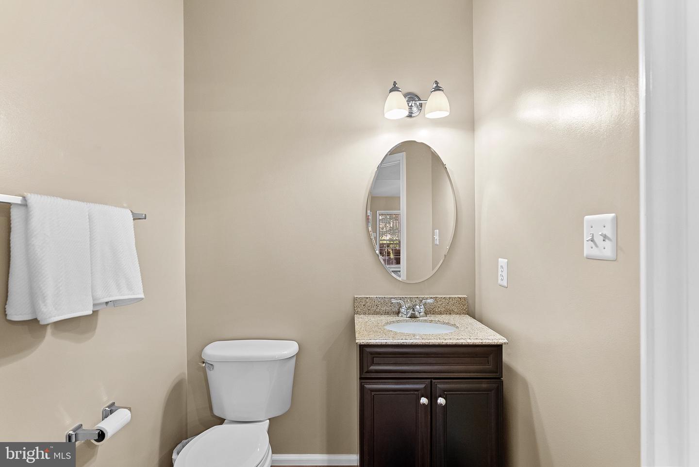 43682 MAVERICK LN, CHANTILLY, Virginia 20152, 4 Bedrooms Bedrooms, ,3 BathroomsBathrooms,Residential,For sale,43682 MAVERICK LN,VALO2100448 MLS # VALO2100448