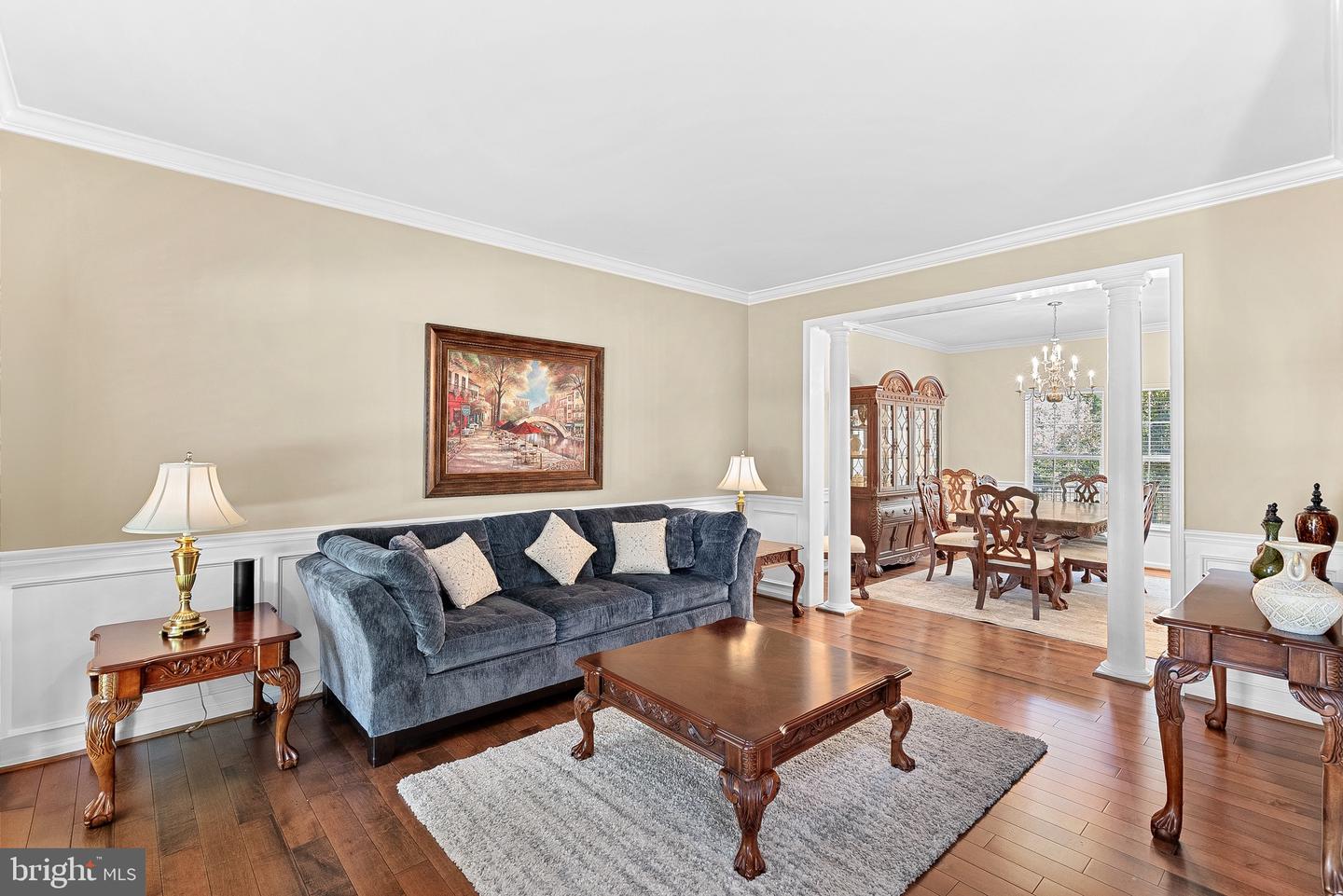 43682 MAVERICK LN, CHANTILLY, Virginia 20152, 4 Bedrooms Bedrooms, ,3 BathroomsBathrooms,Residential,For sale,43682 MAVERICK LN,VALO2100448 MLS # VALO2100448