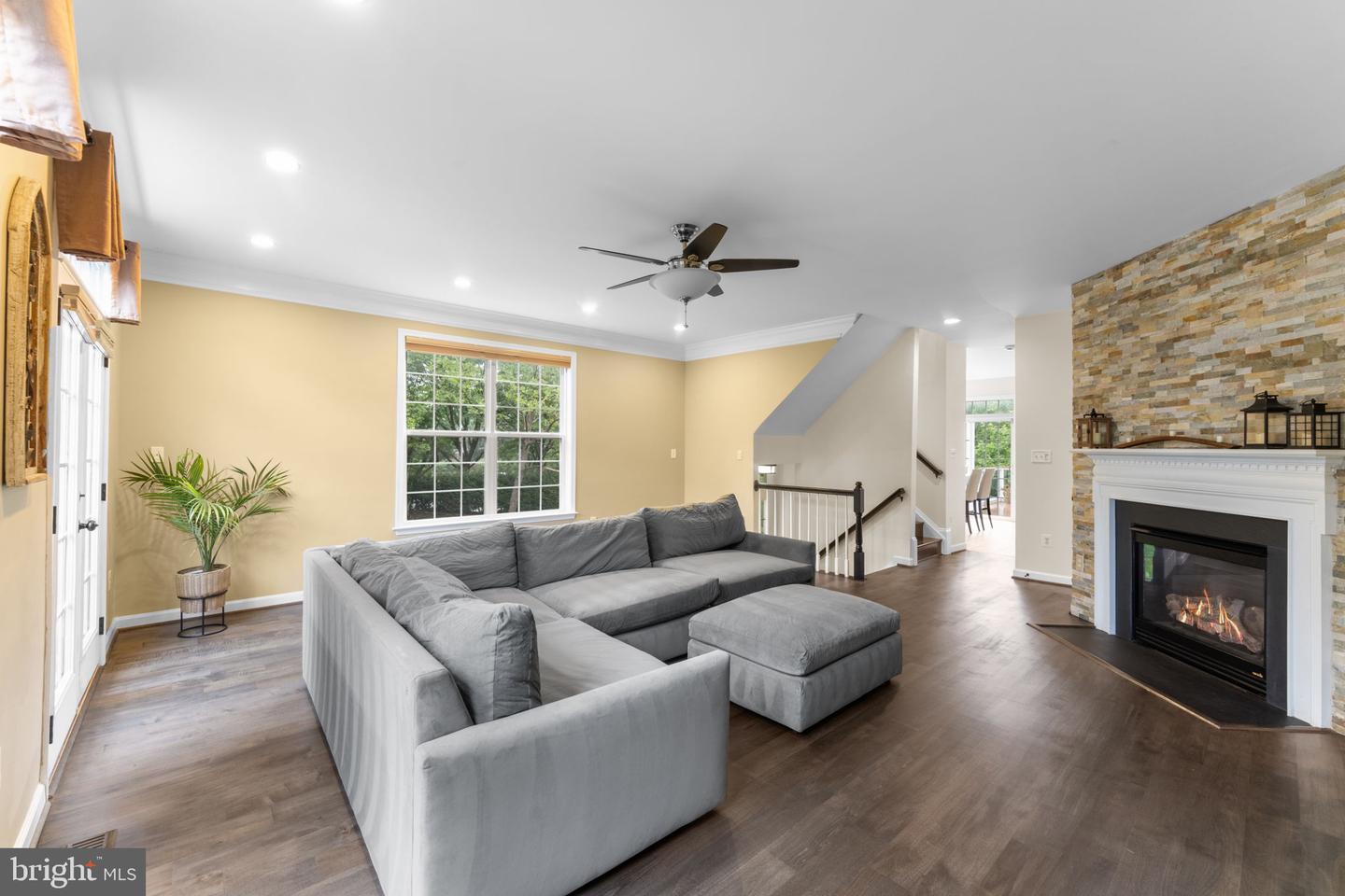 42557 MAGELLAN, BRAMBLETON, Virginia 20148, 3 Bedrooms Bedrooms, ,2 BathroomsBathrooms,Residential,For sale,42557 MAGELLAN,VALO2100630 MLS # VALO2100630