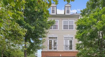 42557 MAGELLAN, BRAMBLETON, Virginia 20148, 3 Bedrooms Bedrooms, ,2 BathroomsBathrooms,Residential,For sale,42557 MAGELLAN,VALO2100630 MLS # VALO2100630