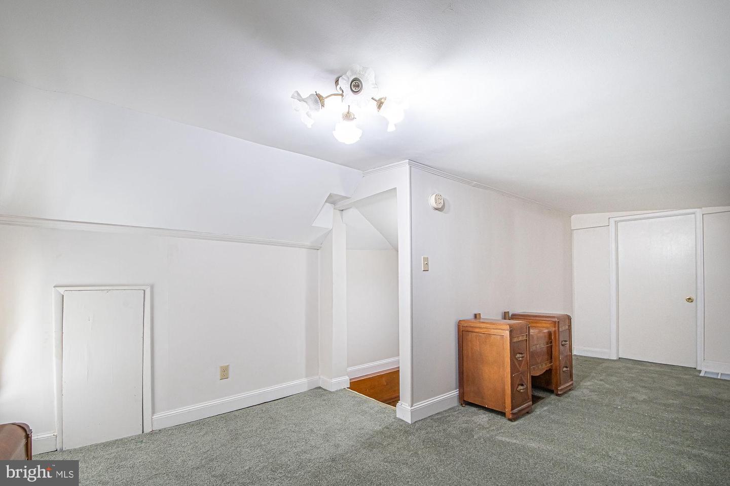 115 CHESTER GAP RD, CHESTER GAP, Virginia 22623, 4 Bedrooms Bedrooms, ,2 BathroomsBathrooms,Residential,For sale,115 CHESTER GAP RD,VARP2002154 MLS # VARP2002154