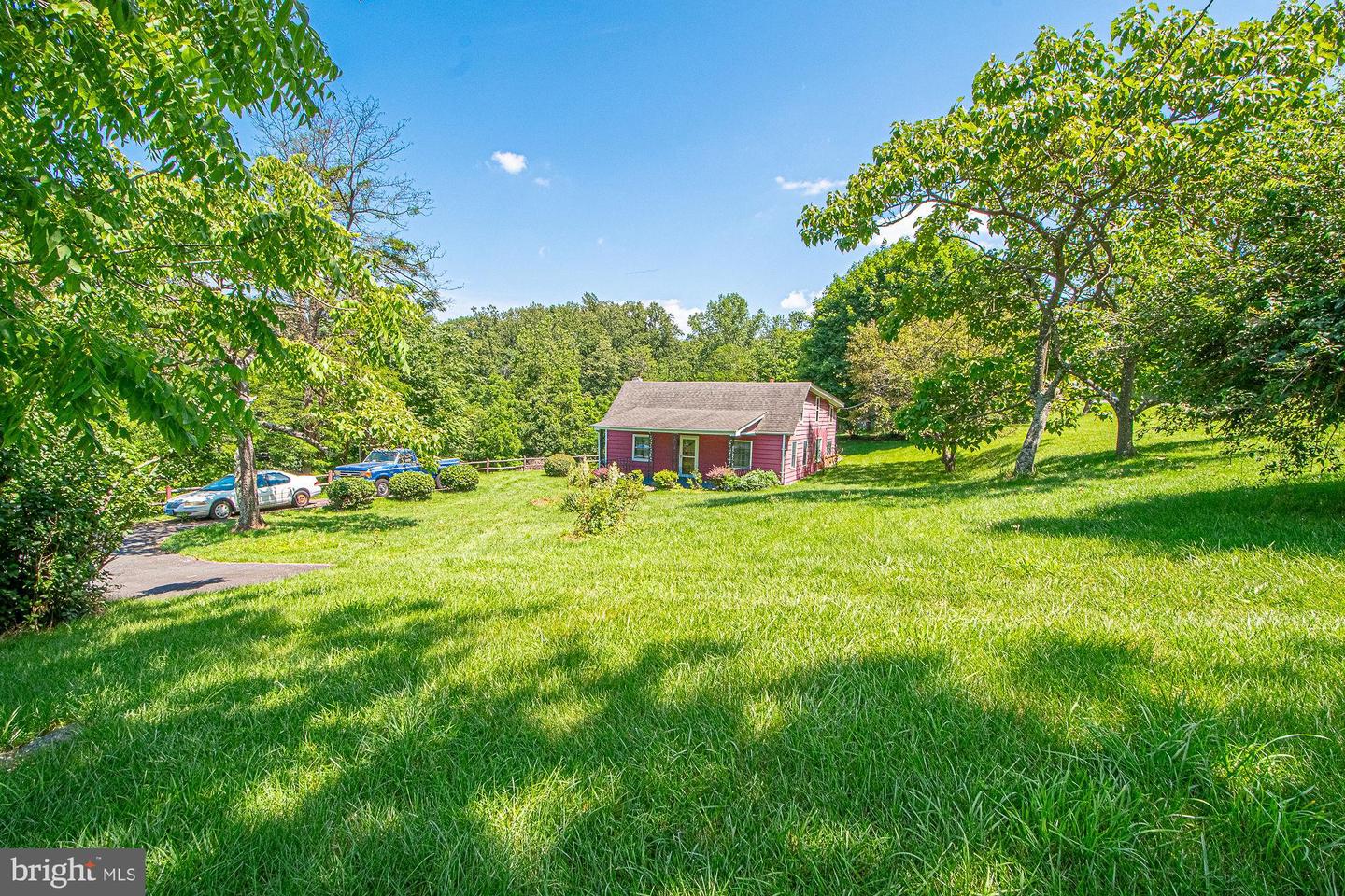 115 CHESTER GAP RD, CHESTER GAP, Virginia 22623, 4 Bedrooms Bedrooms, ,2 BathroomsBathrooms,Residential,For sale,115 CHESTER GAP RD,VARP2002154 MLS # VARP2002154