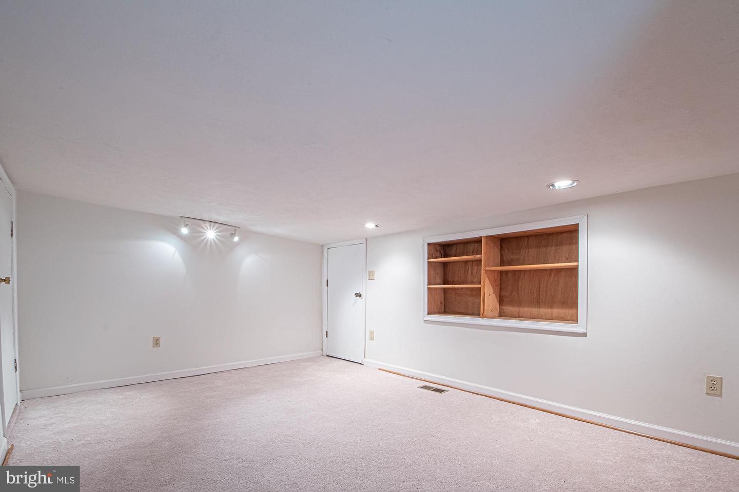 115 CHESTER GAP RD, CHESTER GAP, Virginia 22623, 4 Bedrooms Bedrooms, ,2 BathroomsBathrooms,Residential,For sale,115 CHESTER GAP RD,VARP2002154 MLS # VARP2002154