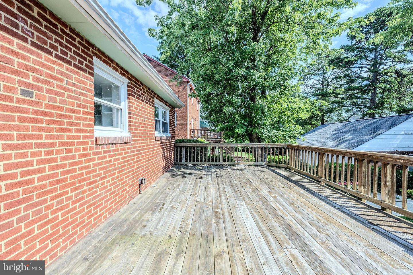 5915 CRAIG ST, SPRINGFIELD, Virginia 22150, 3 Bedrooms Bedrooms, ,2 BathroomsBathrooms,Residential,For sale,5915 CRAIG ST,VAFX2252280 MLS # VAFX2252280