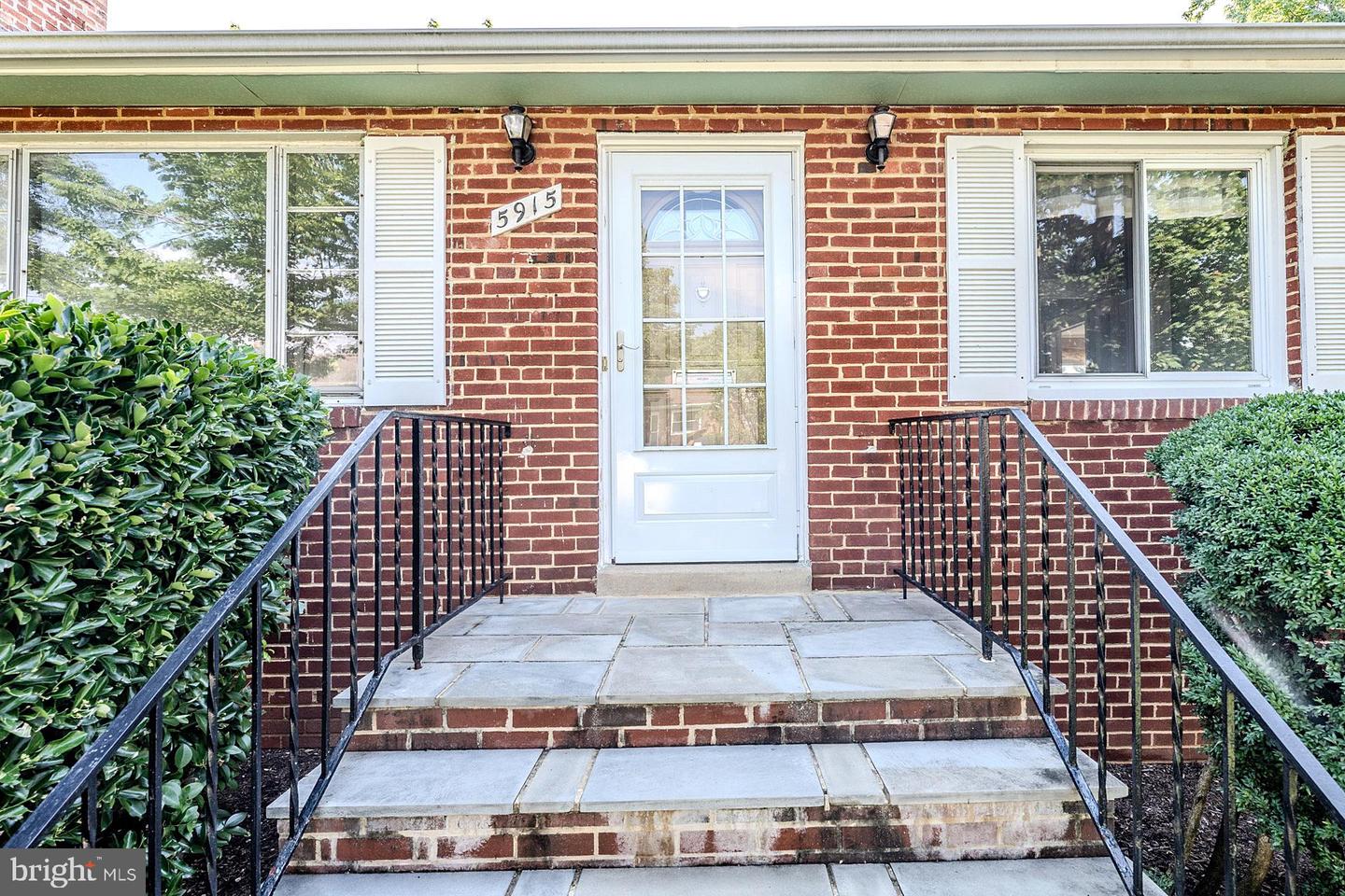 5915 CRAIG ST, SPRINGFIELD, Virginia 22150, 3 Bedrooms Bedrooms, ,2 BathroomsBathrooms,Residential,For sale,5915 CRAIG ST,VAFX2252280 MLS # VAFX2252280