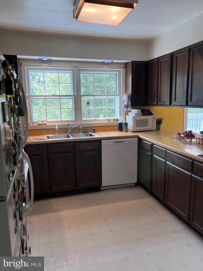 5377 COLT DR, BROAD RUN, Virginia 20137, 4 Bedrooms Bedrooms, ,2 BathroomsBathrooms,Residential,For sale,5377 COLT DR,VAFQ2017238 MLS # VAFQ2017238