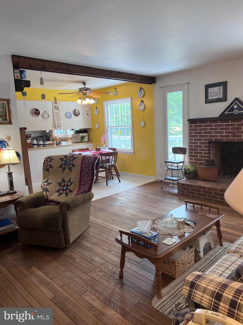 5377 COLT DR, BROAD RUN, Virginia 20137, 4 Bedrooms Bedrooms, ,2 BathroomsBathrooms,Residential,For sale,5377 COLT DR,VAFQ2017238 MLS # VAFQ2017238