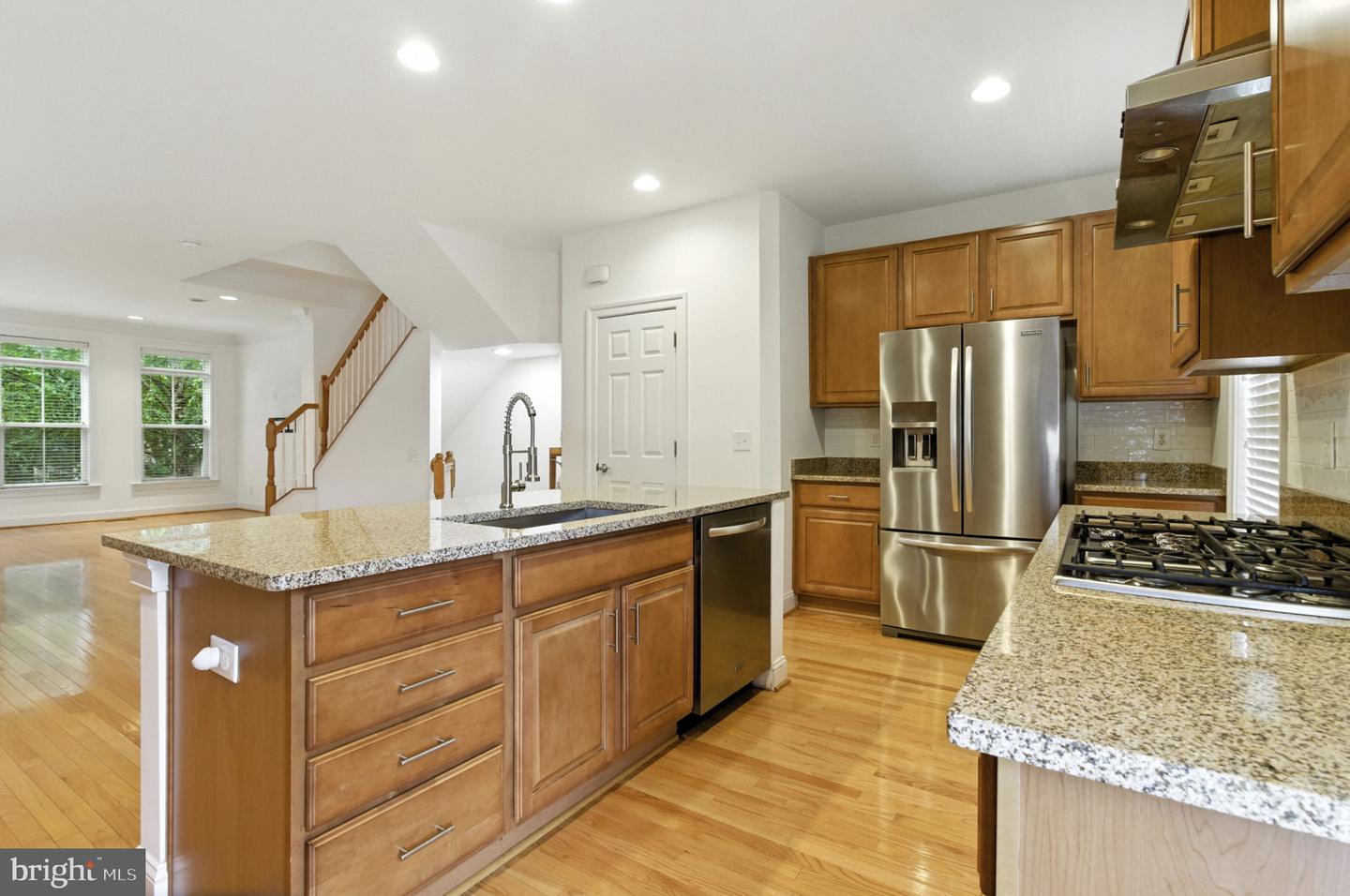 9421 CANONBURY SQ, FAIRFAX, Virginia 22031, 3 Bedrooms Bedrooms, ,3 BathroomsBathrooms,Residential,For sale,9421 CANONBURY SQ,VAFX2252876 MLS # VAFX2252876