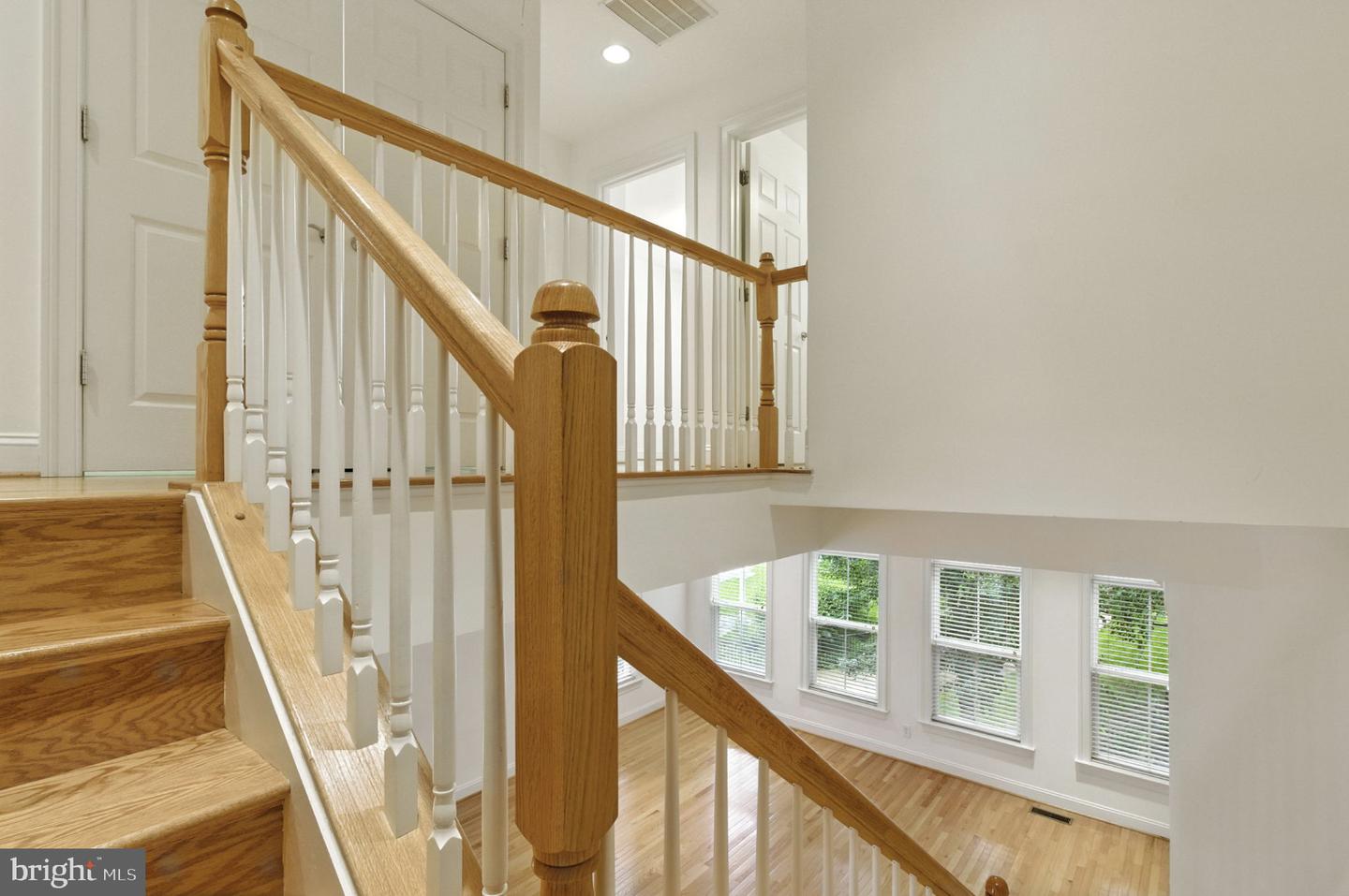 9421 CANONBURY SQ, FAIRFAX, Virginia 22031, 3 Bedrooms Bedrooms, ,3 BathroomsBathrooms,Residential,For sale,9421 CANONBURY SQ,VAFX2252876 MLS # VAFX2252876