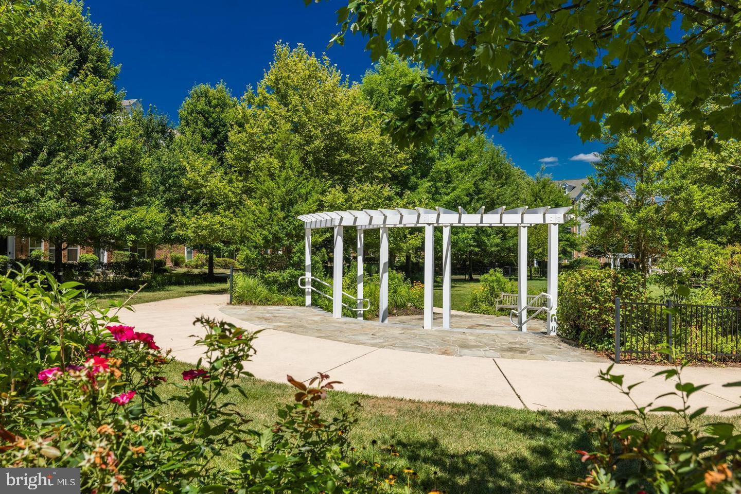 9421 CANONBURY SQ, FAIRFAX, Virginia 22031, 3 Bedrooms Bedrooms, ,3 BathroomsBathrooms,Residential,For sale,9421 CANONBURY SQ,VAFX2252876 MLS # VAFX2252876