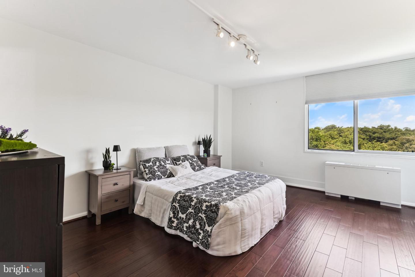 2939 VAN NESS ST NW #1006, WASHINGTON, District Of Columbia 20008, 2 Bedrooms Bedrooms, ,2 BathroomsBathrooms,Residential,For sale,2939 VAN NESS ST NW #1006,DCDC2208718 MLS # DCDC2208718