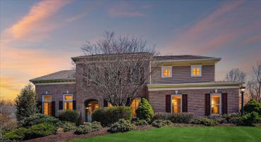 35400 AUTUMN RIDGE CT, ROUND HILL, Virginia 20141, 4 Bedrooms Bedrooms, ,5 BathroomsBathrooms,Residential,For sale,35400 AUTUMN RIDGE CT,VALO2101054 MLS # VALO2101054