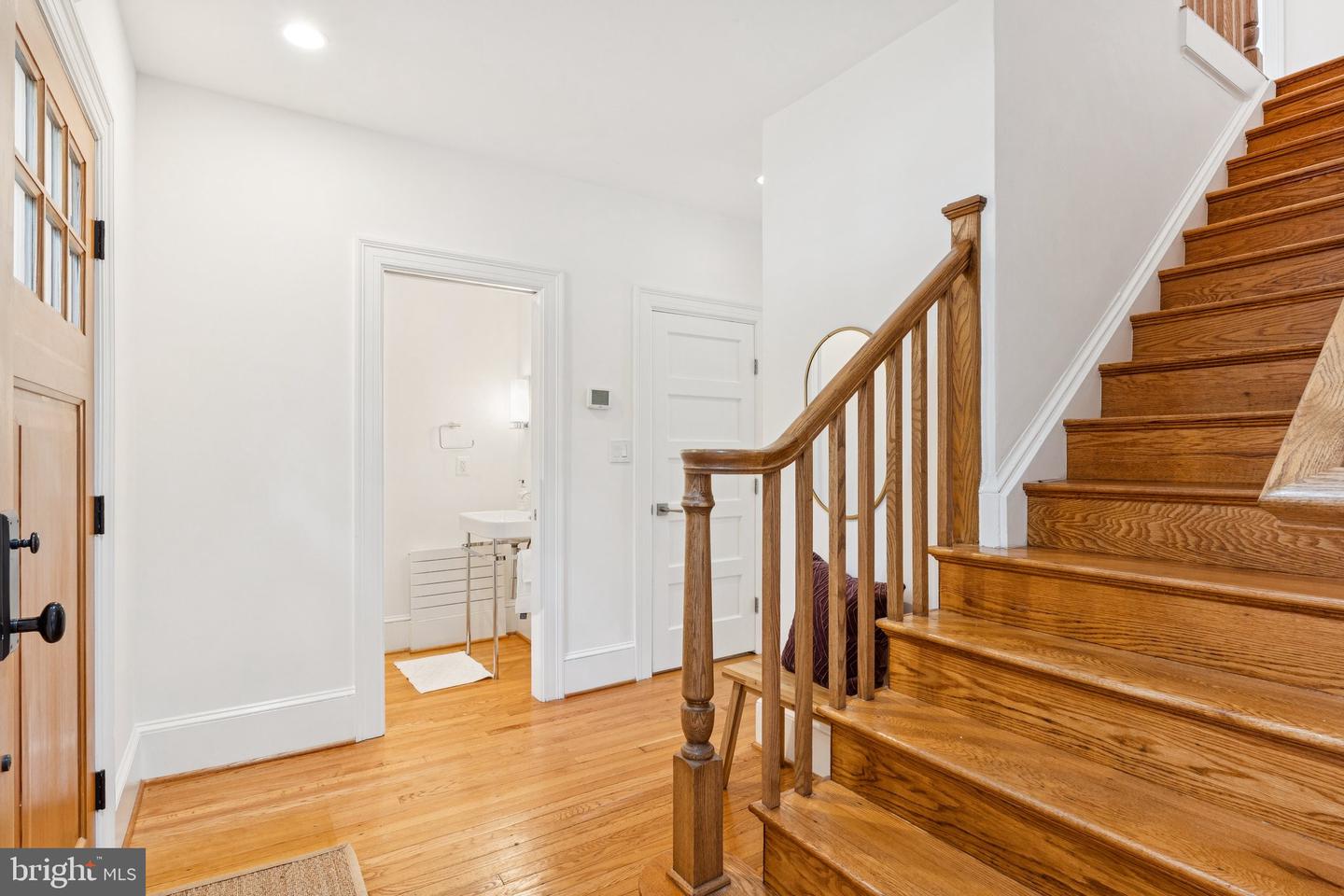 3518 35TH ST NW, WASHINGTON, District Of Columbia 20016, 3 Bedrooms Bedrooms, ,3 BathroomsBathrooms,Residential,For sale,3518 35TH ST NW,DCDC2208788 MLS # DCDC2208788