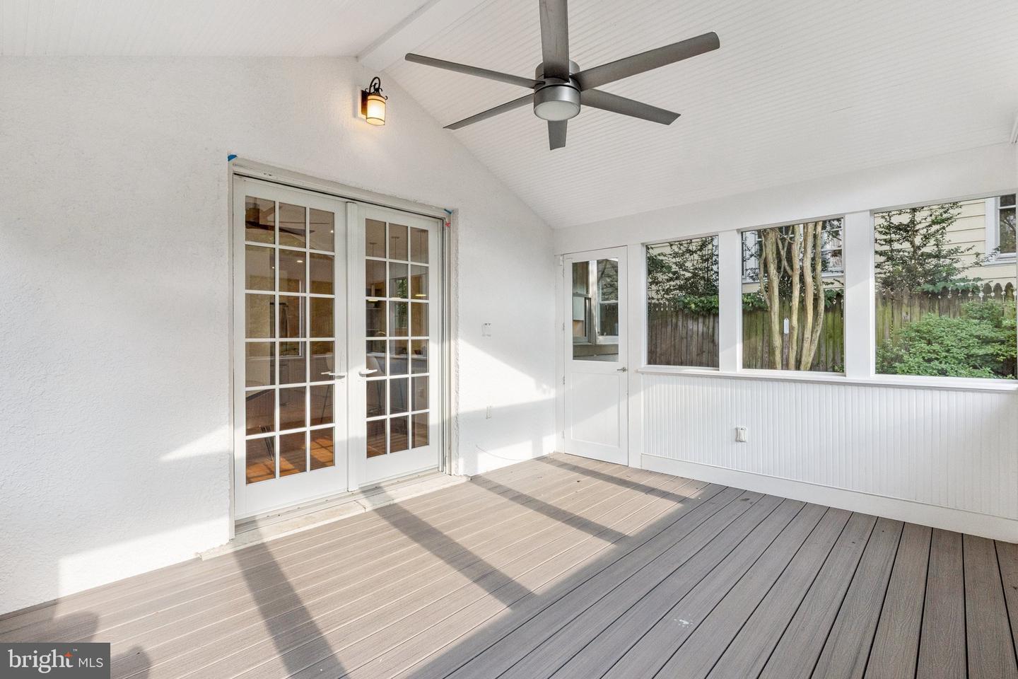 3518 35TH ST NW, WASHINGTON, District Of Columbia 20016, 3 Bedrooms Bedrooms, ,3 BathroomsBathrooms,Residential,For sale,3518 35TH ST NW,DCDC2208788 MLS # DCDC2208788