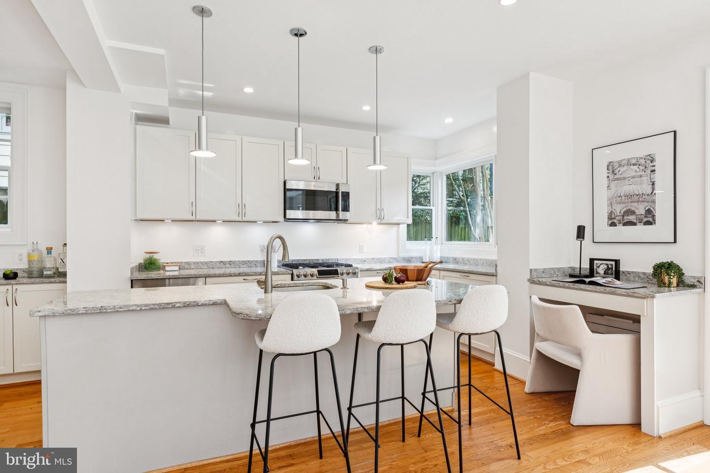 3518 35TH ST NW, WASHINGTON, District Of Columbia 20016, 3 Bedrooms Bedrooms, ,3 BathroomsBathrooms,Residential,For sale,3518 35TH ST NW,DCDC2208788 MLS # DCDC2208788