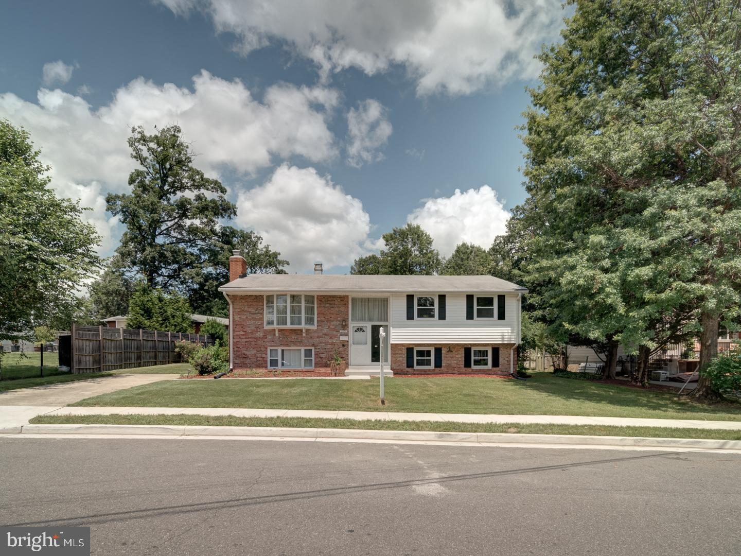 10928 WARWICK AVE, FAIRFAX, Virginia 22030, 4 Bedrooms Bedrooms, ,3 BathroomsBathrooms,Residential,For sale,10928 WARWICK AVE,VAFC2006568 MLS # VAFC2006568