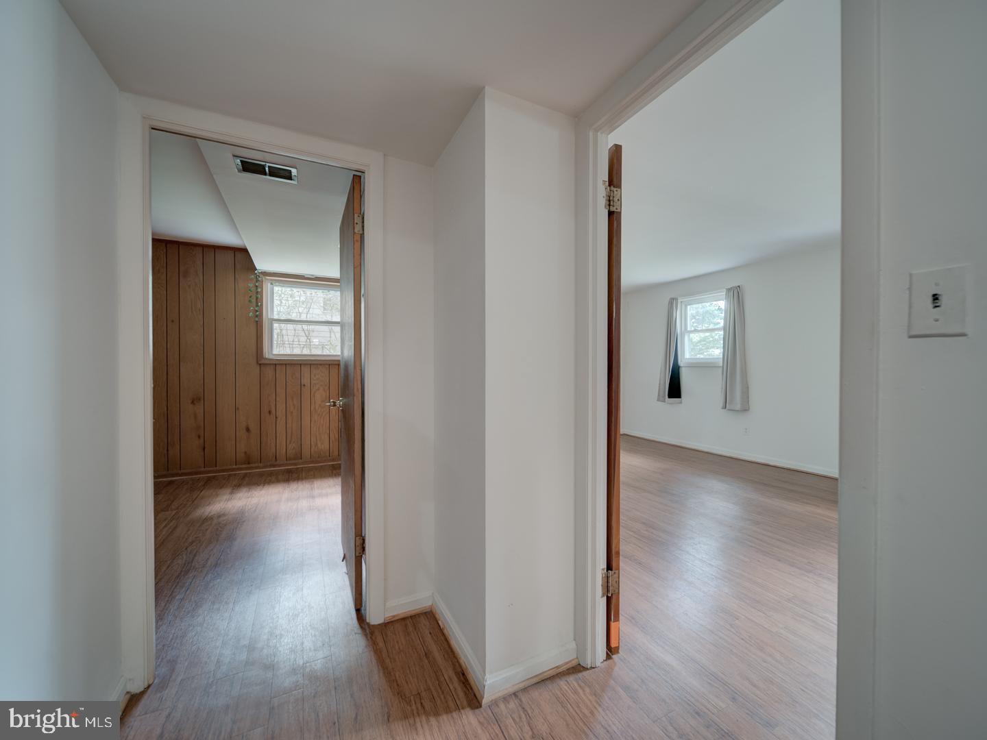 10928 WARWICK AVE, FAIRFAX, Virginia 22030, 4 Bedrooms Bedrooms, ,3 BathroomsBathrooms,Residential,For sale,10928 WARWICK AVE,VAFC2006568 MLS # VAFC2006568
