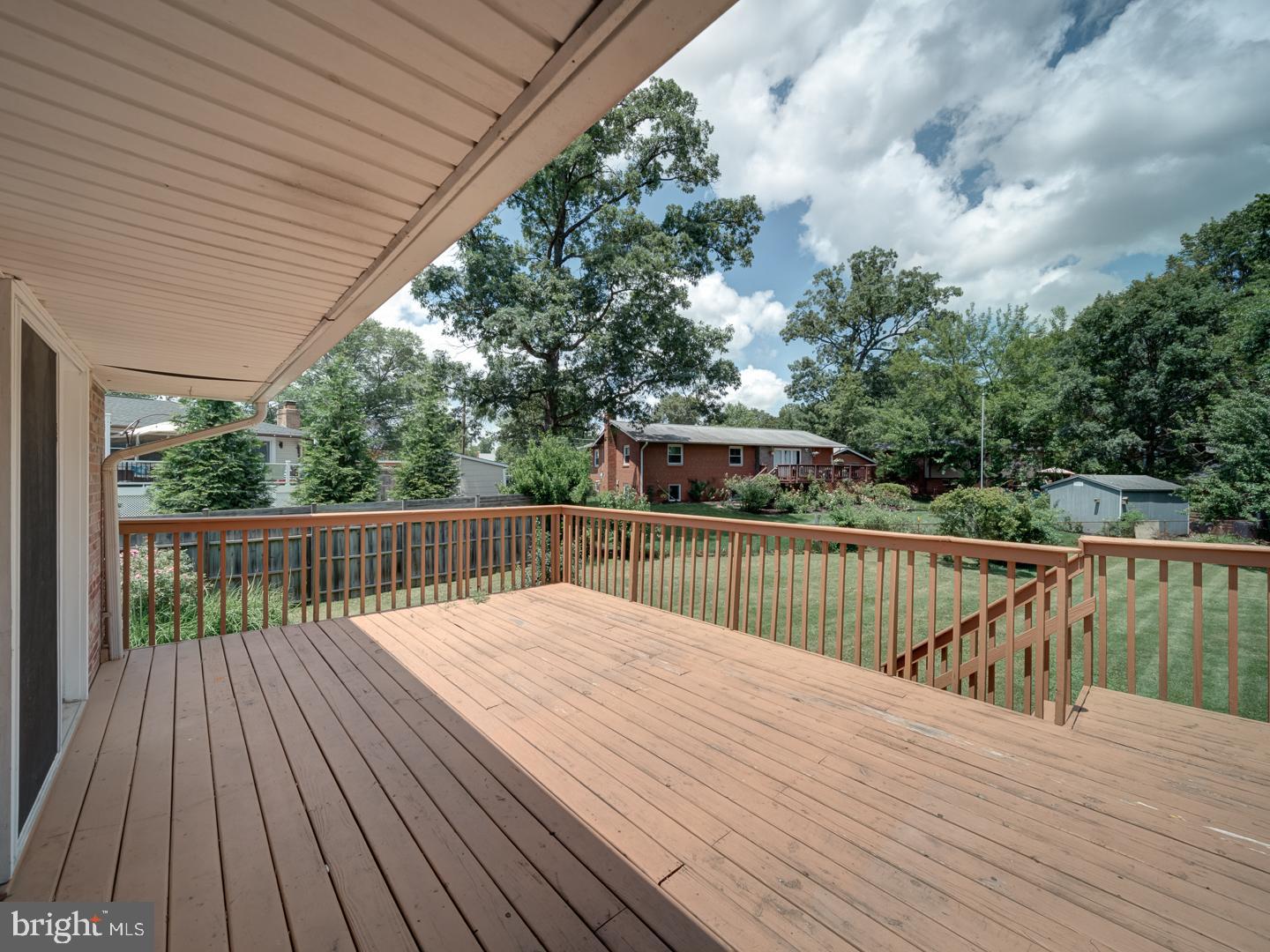 10928 WARWICK AVE, FAIRFAX, Virginia 22030, 4 Bedrooms Bedrooms, ,3 BathroomsBathrooms,Residential,For sale,10928 WARWICK AVE,VAFC2006568 MLS # VAFC2006568