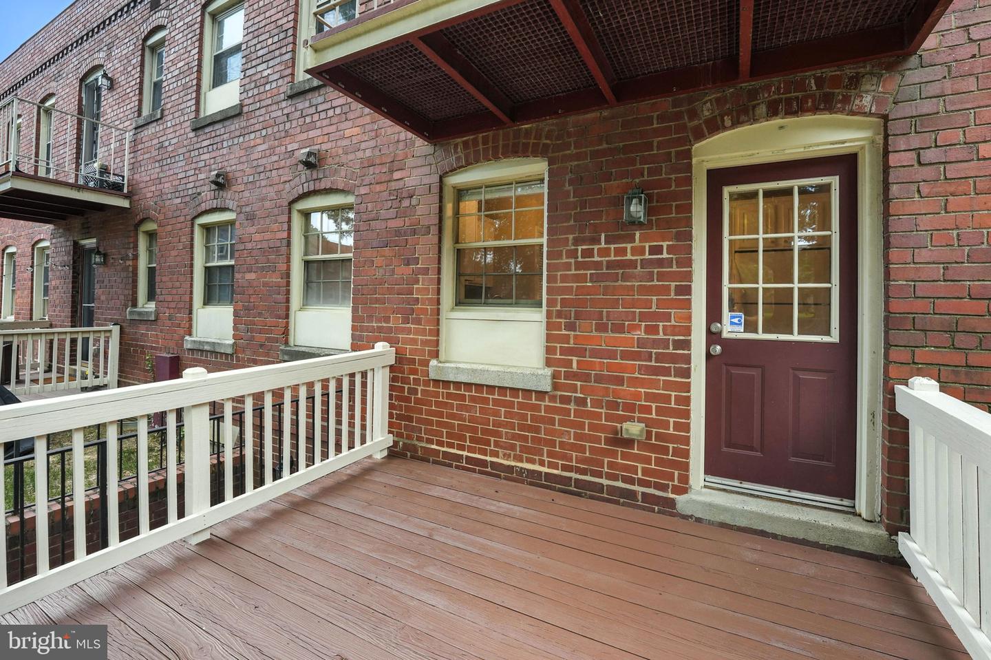 1305 E ABINGDON DR #2, ALEXANDRIA, Virginia 22314, 1 Bedroom Bedrooms, ,1 BathroomBathrooms,Residential,For sale,1305 E ABINGDON DR #2,VAAX2047152 MLS # VAAX2047152