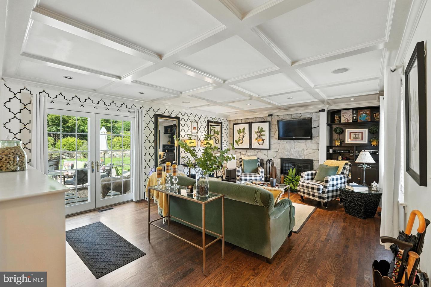 7112 HOLYROOD DR, MCLEAN, Virginia 22101, 5 Bedrooms Bedrooms, ,5 BathroomsBathrooms,Residential,For sale,7112 HOLYROOD DR,VAFX2253390 MLS # VAFX2253390