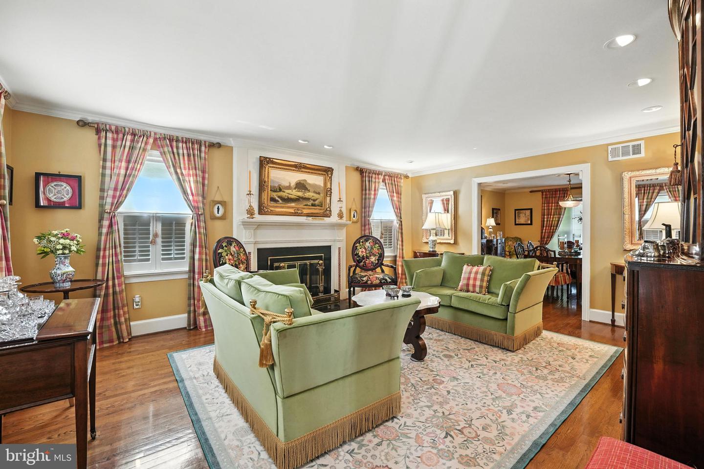 7112 HOLYROOD DR, MCLEAN, Virginia 22101, 5 Bedrooms Bedrooms, ,5 BathroomsBathrooms,Residential,For sale,7112 HOLYROOD DR,VAFX2253390 MLS # VAFX2253390