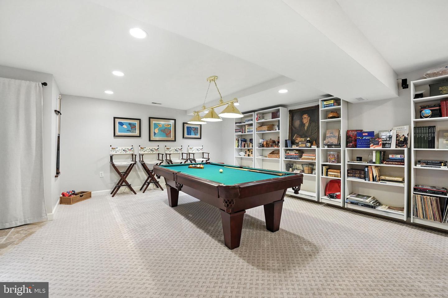 7112 HOLYROOD DR, MCLEAN, Virginia 22101, 5 Bedrooms Bedrooms, ,5 BathroomsBathrooms,Residential,For sale,7112 HOLYROOD DR,VAFX2253390 MLS # VAFX2253390