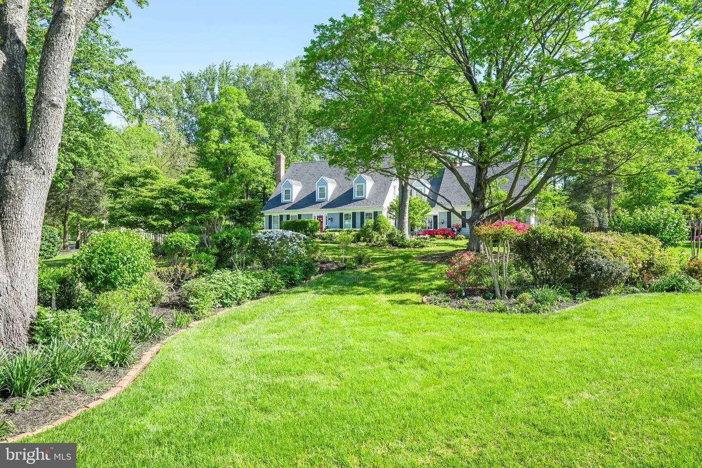 7112 HOLYROOD DR, MCLEAN, Virginia 22101, 5 Bedrooms Bedrooms, ,5 BathroomsBathrooms,Residential,For sale,7112 HOLYROOD DR,VAFX2253390 MLS # VAFX2253390