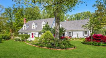 7112 HOLYROOD DR, MCLEAN, Virginia 22101, 5 Bedrooms Bedrooms, ,5 BathroomsBathrooms,Residential,For sale,7112 HOLYROOD DR,VAFX2253390 MLS # VAFX2253390