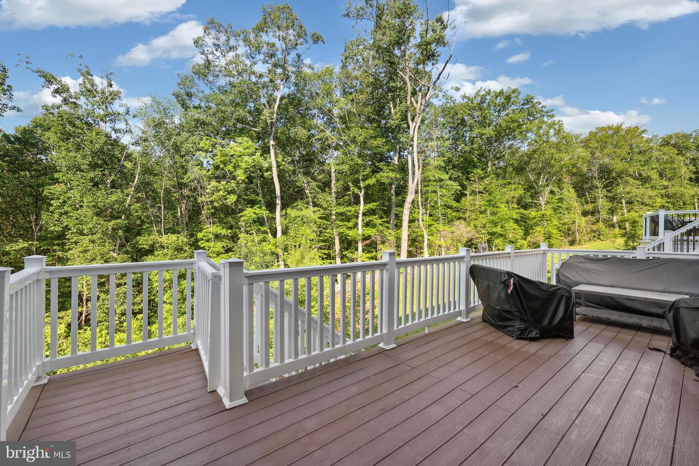 2040 SILVER SYCAMORE LN, DUMFRIES, Virginia 22026, 6 Bedrooms Bedrooms, ,5 BathroomsBathrooms,Residential,For sale,2040 SILVER SYCAMORE LN,VAPW2098572 MLS # VAPW2098572