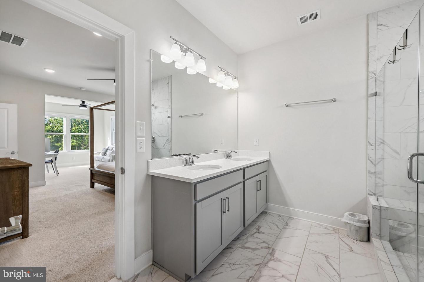 2040 SILVER SYCAMORE LN, DUMFRIES, Virginia 22026, 6 Bedrooms Bedrooms, ,5 BathroomsBathrooms,Residential,For sale,2040 SILVER SYCAMORE LN,VAPW2098572 MLS # VAPW2098572