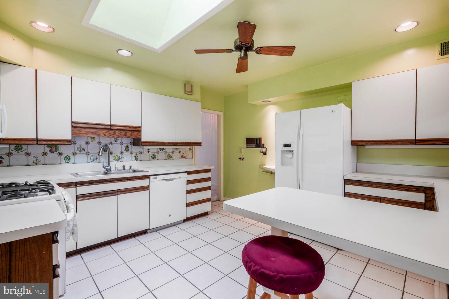 4901 ASHBY ST NW, WASHINGTON, District Of Columbia 20007, 3 Bedrooms Bedrooms, ,3 BathroomsBathrooms,Residential,For sale,4901 ASHBY ST NW,DCDC2209108 MLS # DCDC2209108
