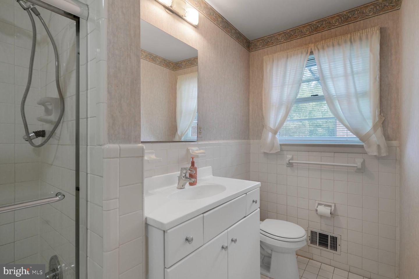 4901 ASHBY ST NW, WASHINGTON, District Of Columbia 20007, 3 Bedrooms Bedrooms, ,3 BathroomsBathrooms,Residential,For sale,4901 ASHBY ST NW,DCDC2209108 MLS # DCDC2209108