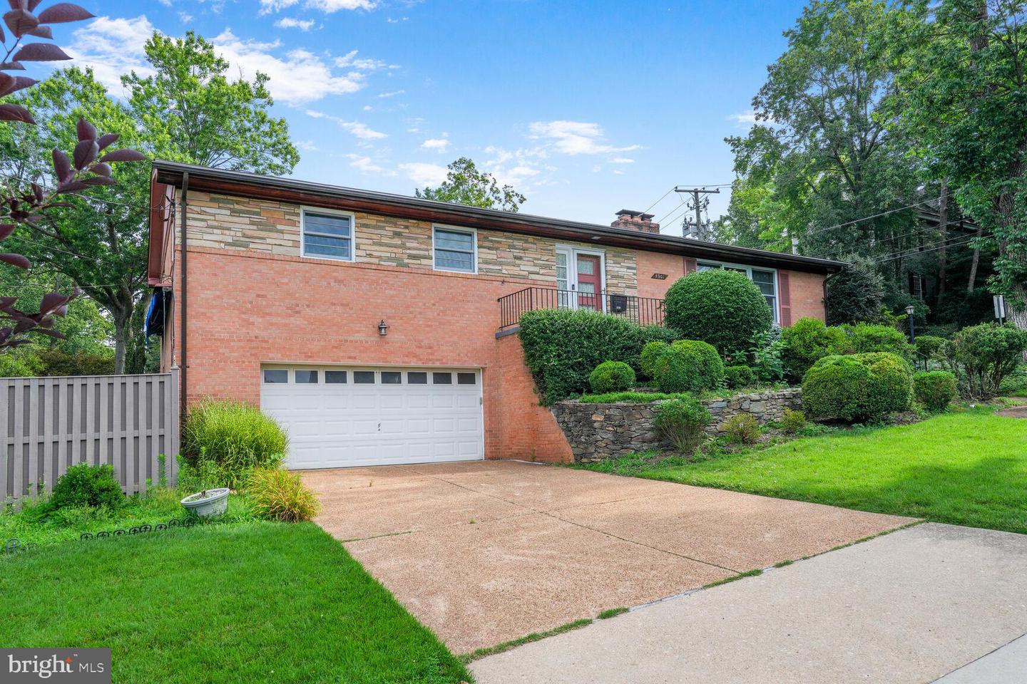 4901 ASHBY ST NW, WASHINGTON, District Of Columbia 20007, 3 Bedrooms Bedrooms, ,3 BathroomsBathrooms,Residential,For sale,4901 ASHBY ST NW,DCDC2209108 MLS # DCDC2209108