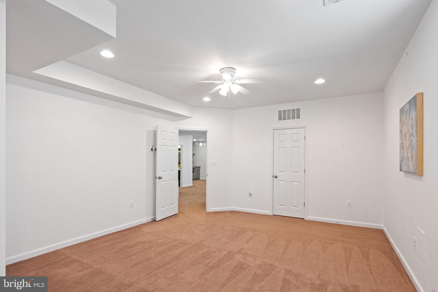 42262 SAND PINE PL, CHANTILLY, Virginia 20152, 5 Bedrooms Bedrooms, ,4 BathroomsBathrooms,Residential,For sale,42262 SAND PINE PL,VALO2101356 MLS # VALO2101356