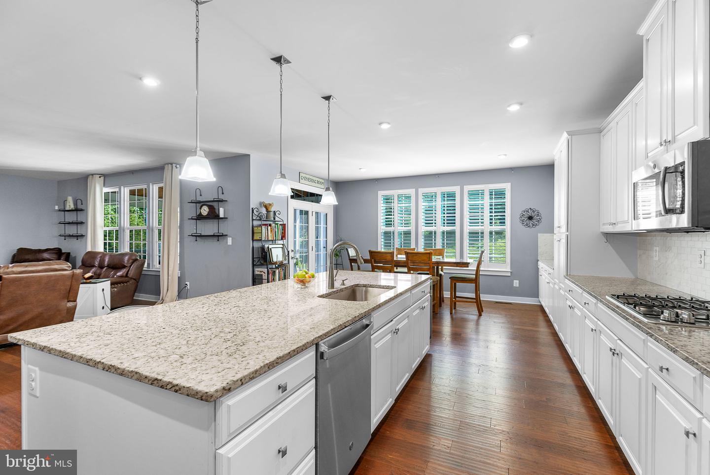 7736 WARRENTON CHASE DR, WARRENTON, Virginia 20187, 5 Bedrooms Bedrooms, ,3 BathroomsBathrooms,Residential,For sale,7736 WARRENTON CHASE DR,VAFQ2017366 MLS # VAFQ2017366