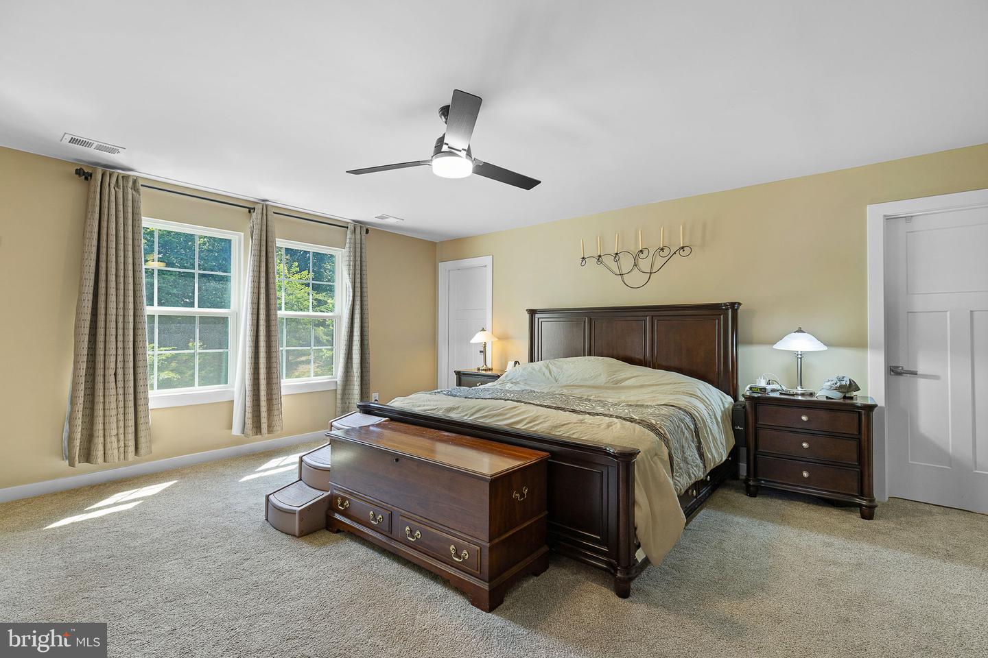 7736 WARRENTON CHASE DR, WARRENTON, Virginia 20187, 5 Bedrooms Bedrooms, ,3 BathroomsBathrooms,Residential,For sale,7736 WARRENTON CHASE DR,VAFQ2017366 MLS # VAFQ2017366