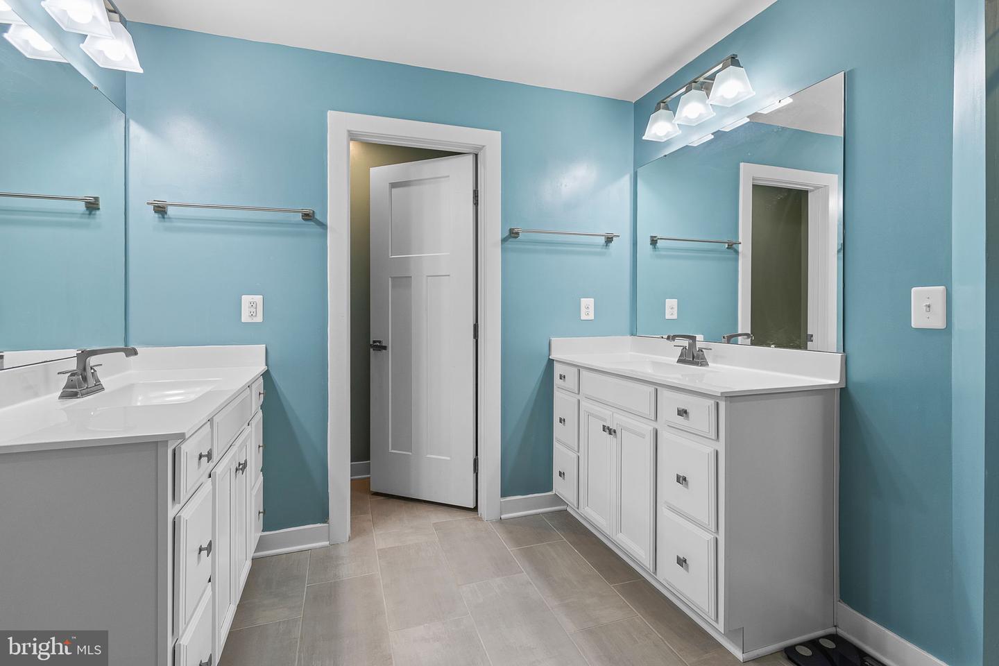 7736 WARRENTON CHASE DR, WARRENTON, Virginia 20187, 5 Bedrooms Bedrooms, ,3 BathroomsBathrooms,Residential,For sale,7736 WARRENTON CHASE DR,VAFQ2017366 MLS # VAFQ2017366