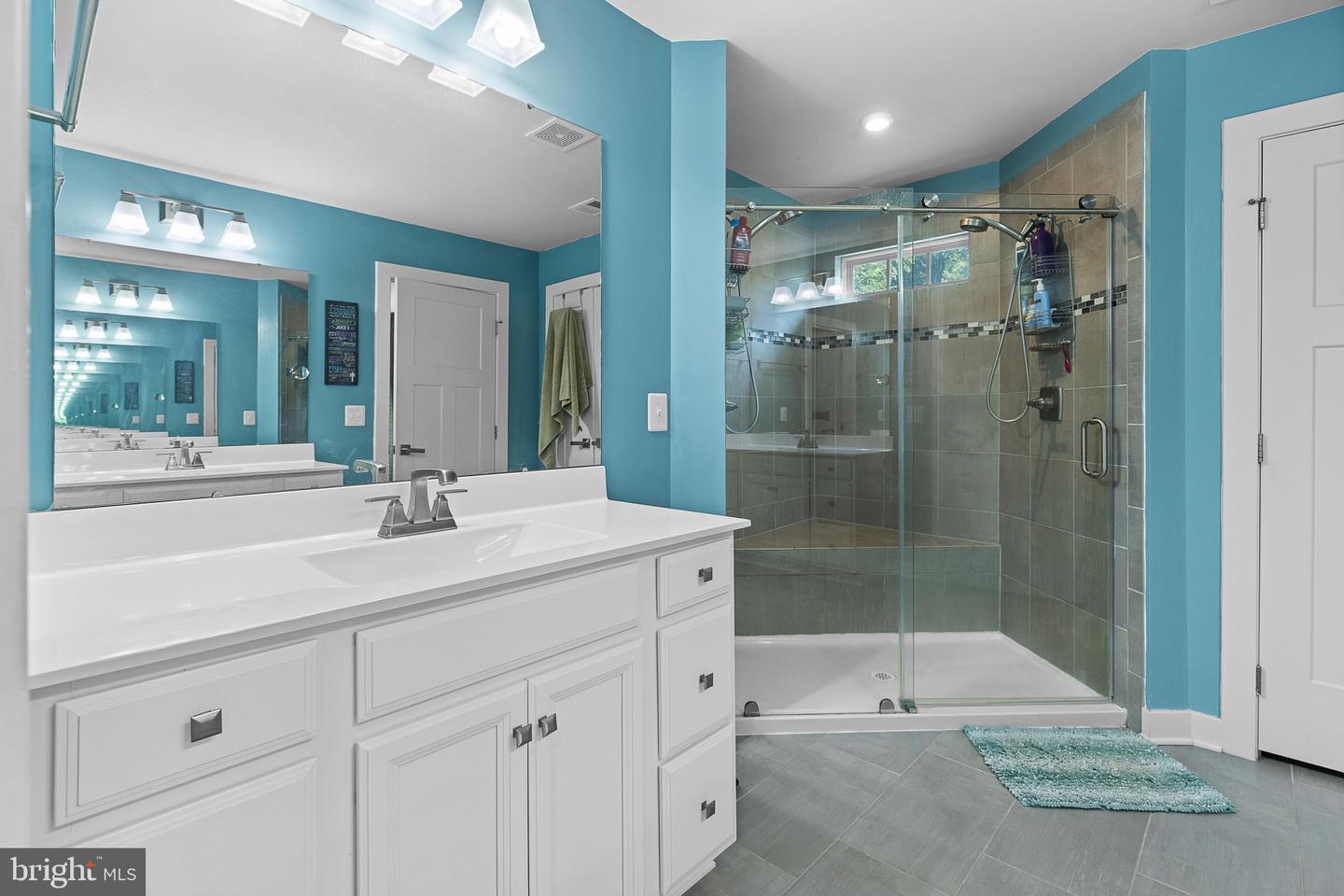7736 WARRENTON CHASE DR, WARRENTON, Virginia 20187, 5 Bedrooms Bedrooms, ,3 BathroomsBathrooms,Residential,For sale,7736 WARRENTON CHASE DR,VAFQ2017366 MLS # VAFQ2017366