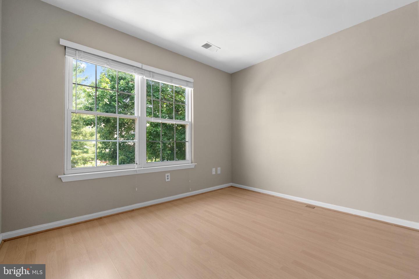 3321 BUCKEYE LN, FAIRFAX, Virginia 22033, 3 Bedrooms Bedrooms, ,3 BathroomsBathrooms,Residential,For sale,3321 BUCKEYE LN,VAFX2253936 MLS # VAFX2253936