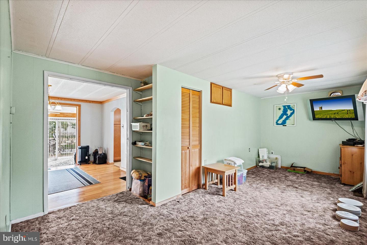 190 BLACKWELL RD, COLONIAL BEACH, Virginia 22443, 3 Bedrooms Bedrooms, 7 Rooms Rooms,2 BathroomsBathrooms,Residential,For sale,190 BLACKWELL RD,VAWE2009256 MLS # VAWE2009256