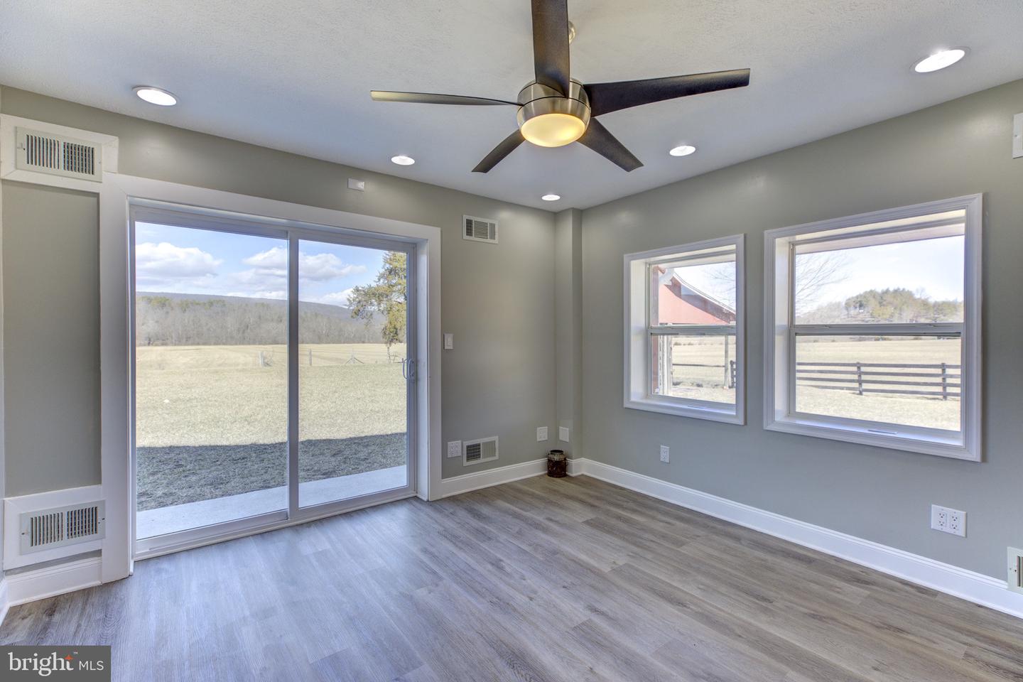 1565 SEVEN FOUNTAINS, FORT VALLEY, Virginia 22652, 6 Bedrooms Bedrooms, 11 Rooms Rooms,3 BathroomsBathrooms,Farm,For sale,1565 SEVEN FOUNTAINS,VASH2011292 MLS # VASH2011292