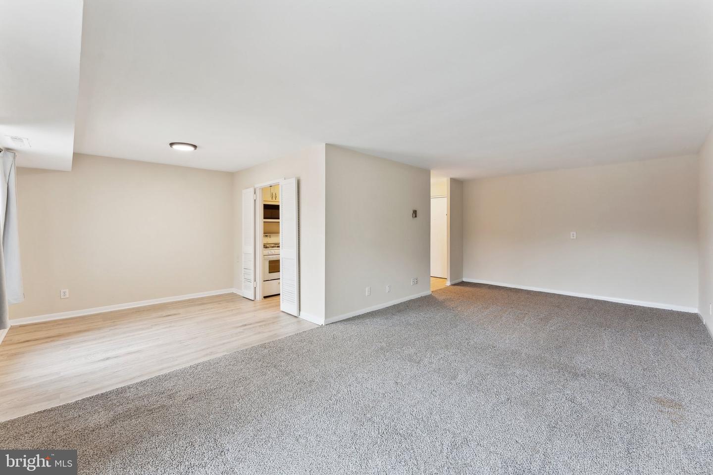 3100 S MANCHESTER ST #323, FALLS CHURCH, Virginia 22044, 1 Bedroom Bedrooms, ,1 BathroomBathrooms,Residential,For sale,3100 S MANCHESTER ST #323,VAFX2254556 MLS # VAFX2254556