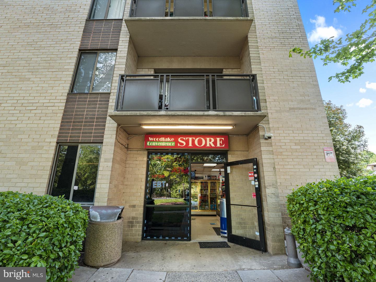 3100 S MANCHESTER ST #323, FALLS CHURCH, Virginia 22044, 1 Bedroom Bedrooms, ,1 BathroomBathrooms,Residential,For sale,3100 S MANCHESTER ST #323,VAFX2254556 MLS # VAFX2254556