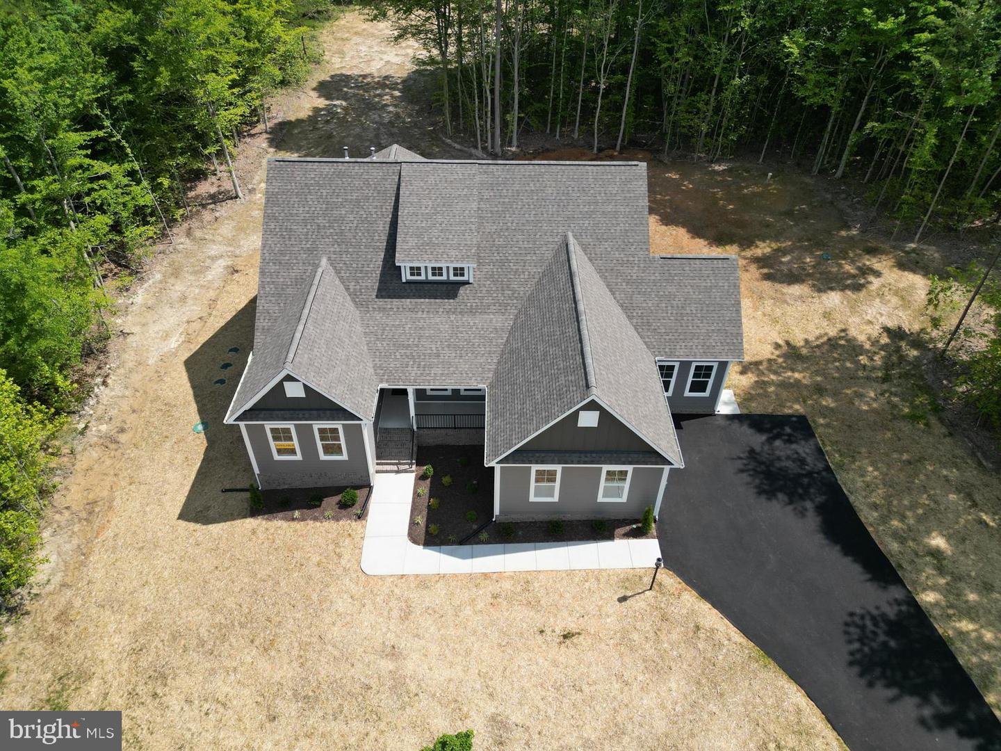 3101 ROCKETTS RIDGE CT, SANDY HOOK, Virginia 23153, 4 Bedrooms Bedrooms, 7 Rooms Rooms,3 BathroomsBathrooms,Residential,For sale,3101 ROCKETTS RIDGE CT,VAGO2000378 MLS # VAGO2000378