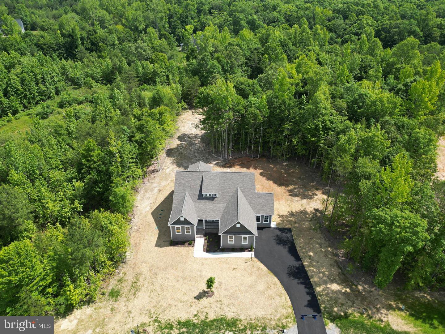 3101 ROCKETTS RIDGE CT, SANDY HOOK, Virginia 23153, 4 Bedrooms Bedrooms, 7 Rooms Rooms,3 BathroomsBathrooms,Residential,For sale,3101 ROCKETTS RIDGE CT,VAGO2000378 MLS # VAGO2000378