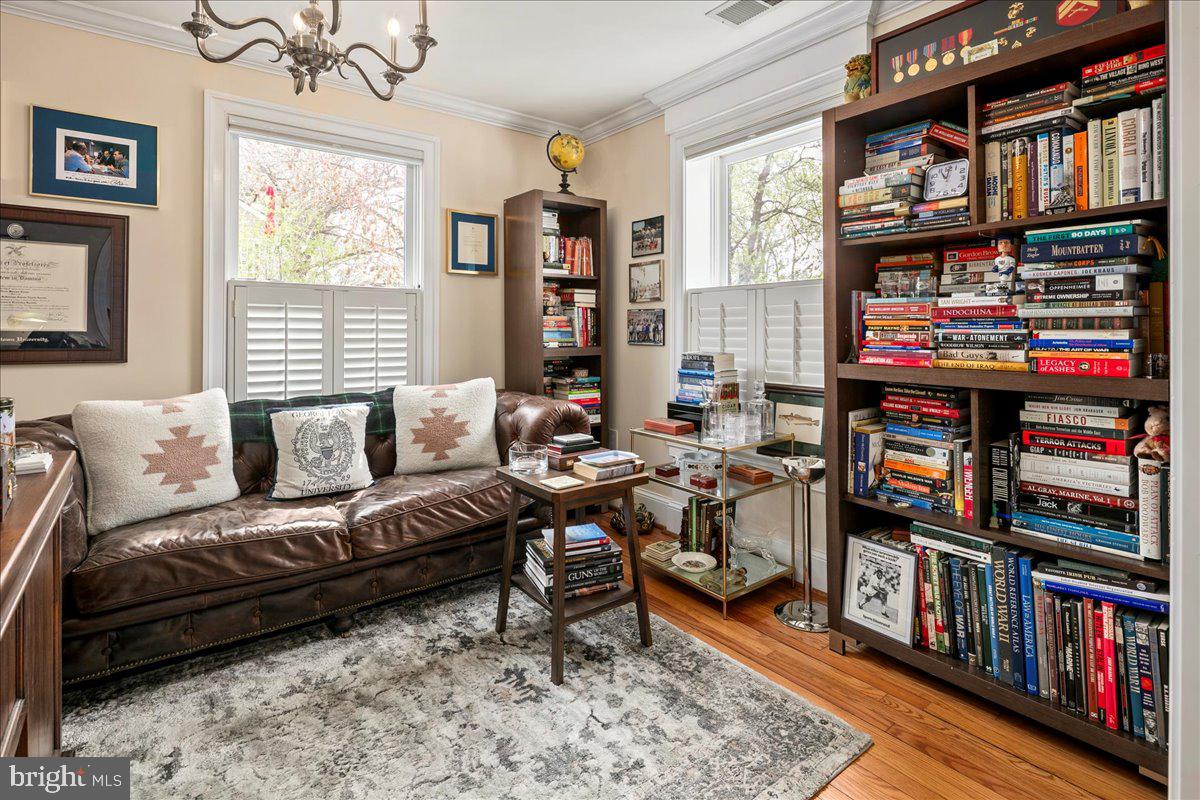 6407 13TH ST, ALEXANDRIA, Virginia 22307, 3 Bedrooms Bedrooms, ,2 BathroomsBathrooms,Residential,For sale,6407 13TH ST,VAFX2254628 MLS # VAFX2254628