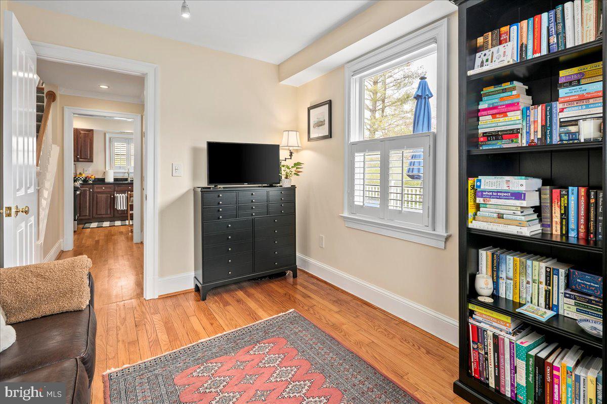 6407 13TH ST, ALEXANDRIA, Virginia 22307, 3 Bedrooms Bedrooms, ,2 BathroomsBathrooms,Residential,For sale,6407 13TH ST,VAFX2254628 MLS # VAFX2254628