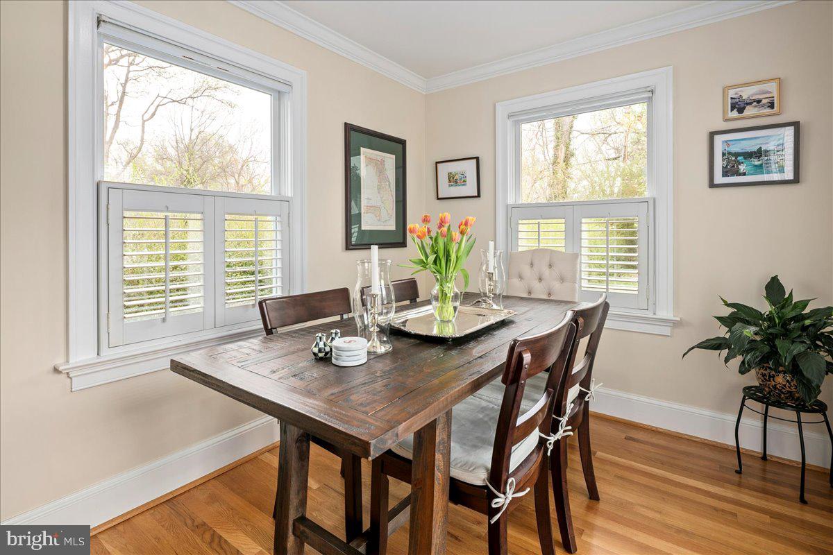 6407 13TH ST, ALEXANDRIA, Virginia 22307, 3 Bedrooms Bedrooms, ,2 BathroomsBathrooms,Residential,For sale,6407 13TH ST,VAFX2254628 MLS # VAFX2254628