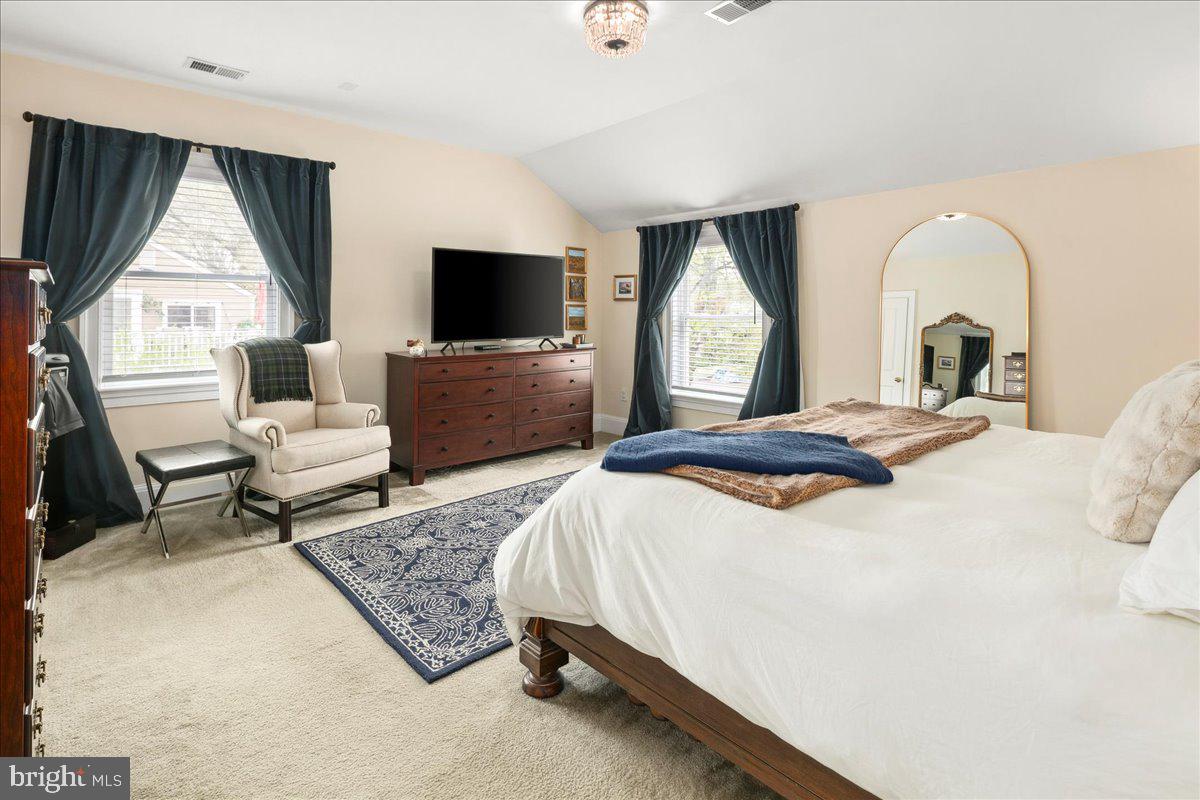 6407 13TH ST, ALEXANDRIA, Virginia 22307, 3 Bedrooms Bedrooms, ,2 BathroomsBathrooms,Residential,For sale,6407 13TH ST,VAFX2254628 MLS # VAFX2254628