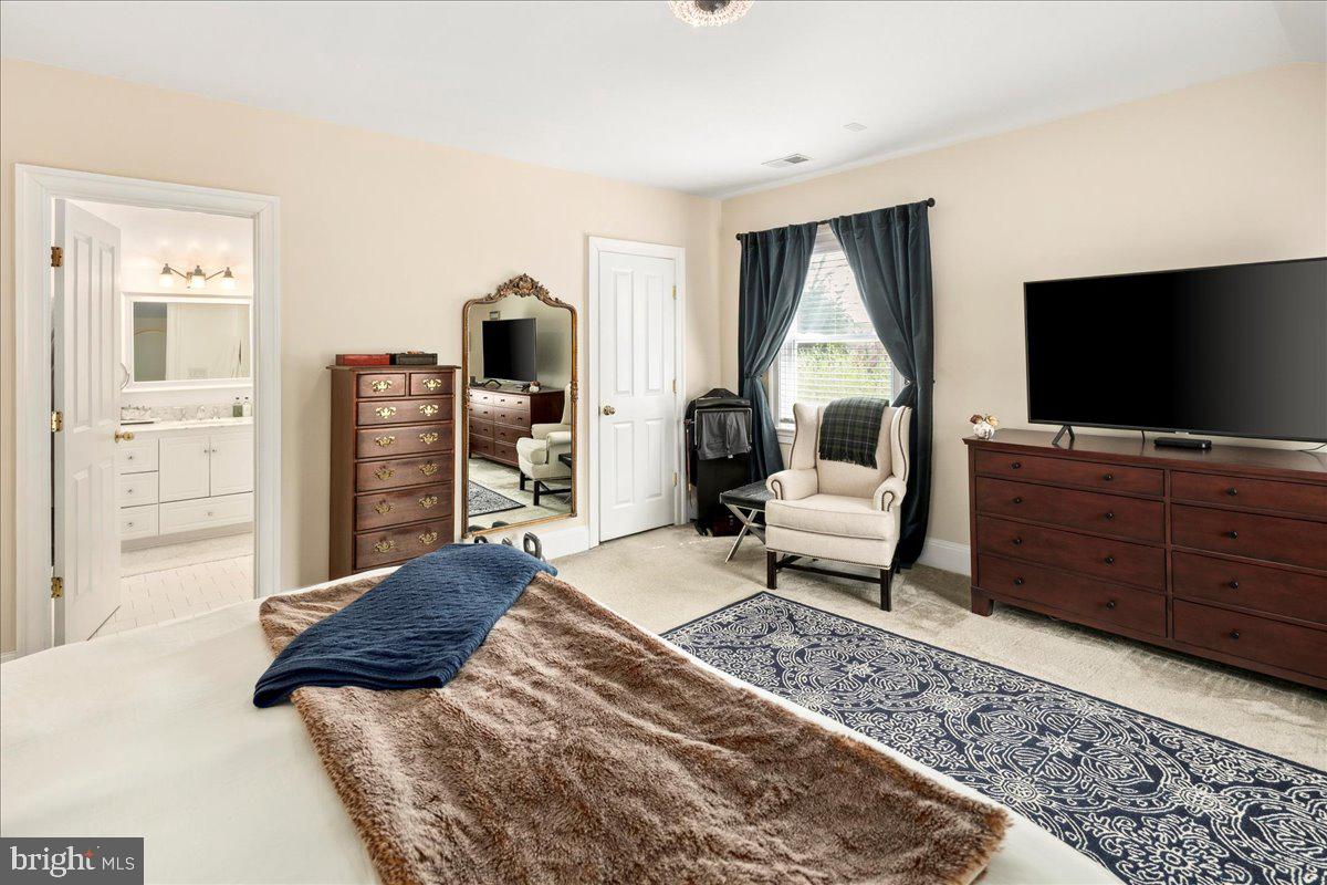 6407 13TH ST, ALEXANDRIA, Virginia 22307, 3 Bedrooms Bedrooms, ,2 BathroomsBathrooms,Residential,For sale,6407 13TH ST,VAFX2254628 MLS # VAFX2254628